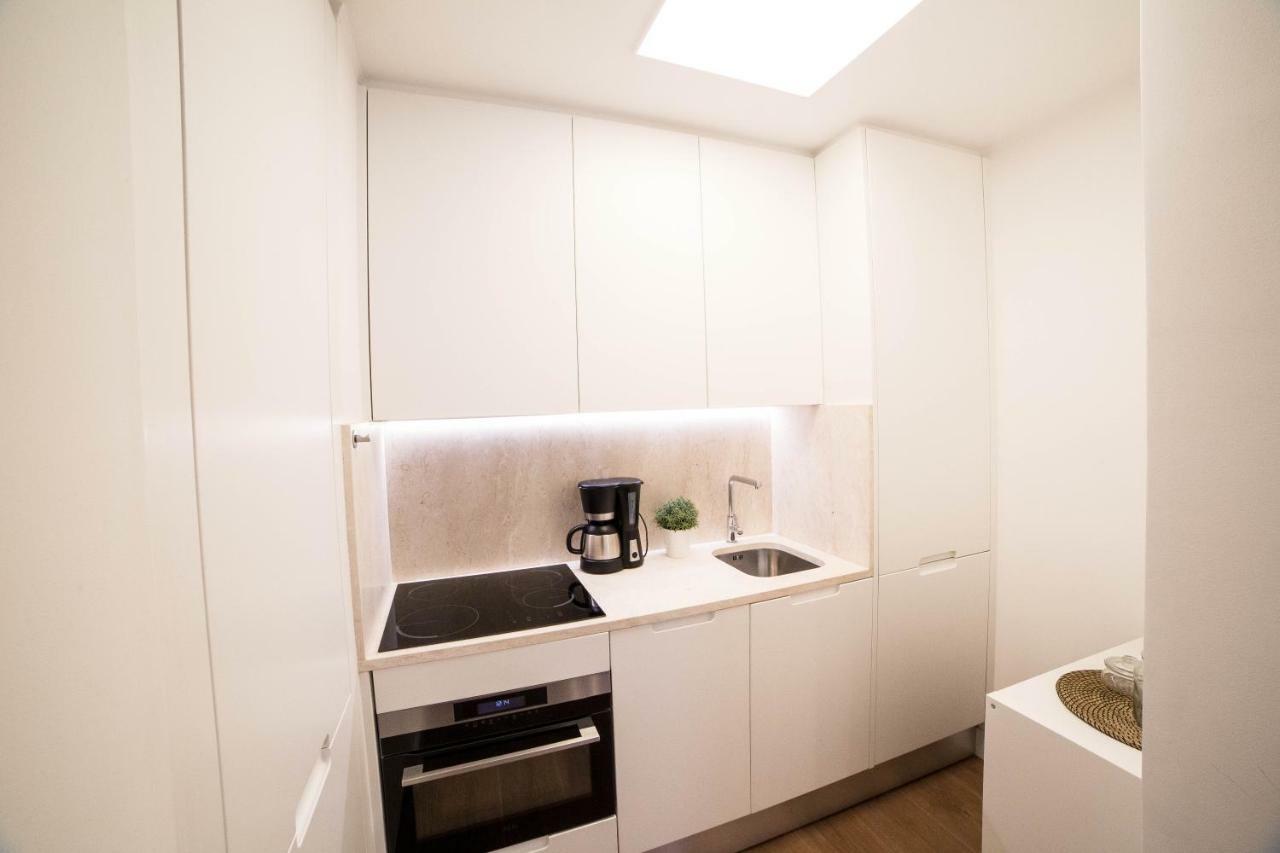 Flh Santa Catarina Cozy Apartment Lisbon Bagian luar foto